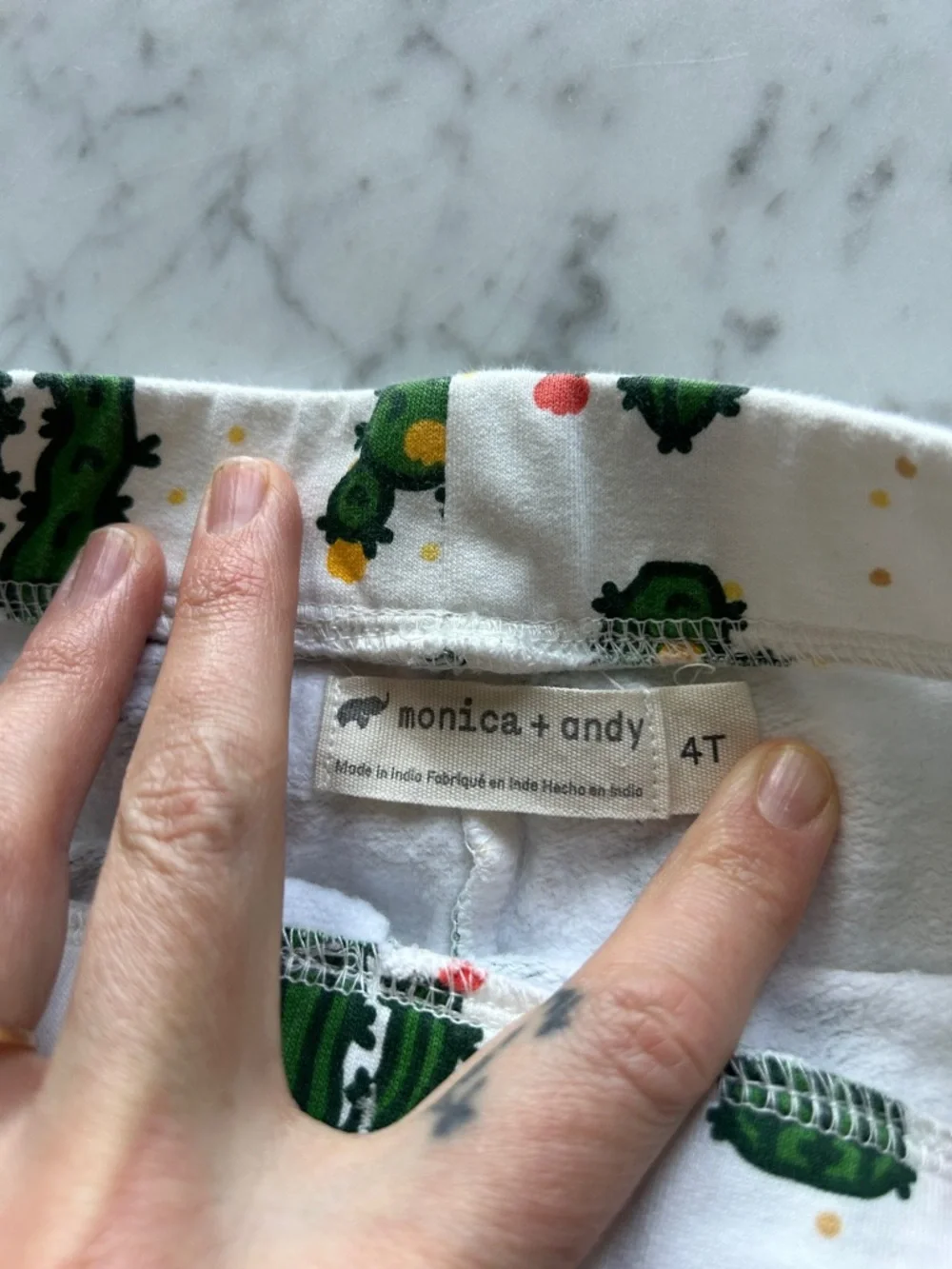 Monica + Andy White Cactus Print Terry Shorts size 4T